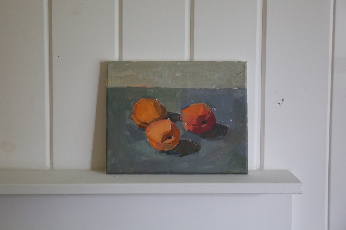 3 Peaches on Blue